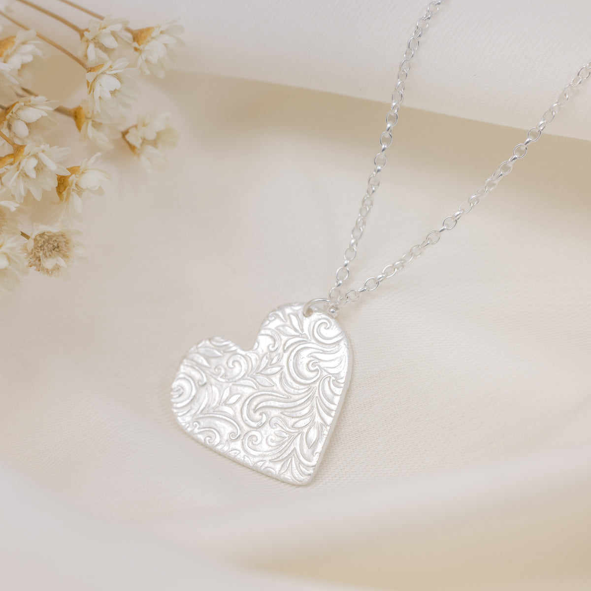 Pretty Loved Pendant