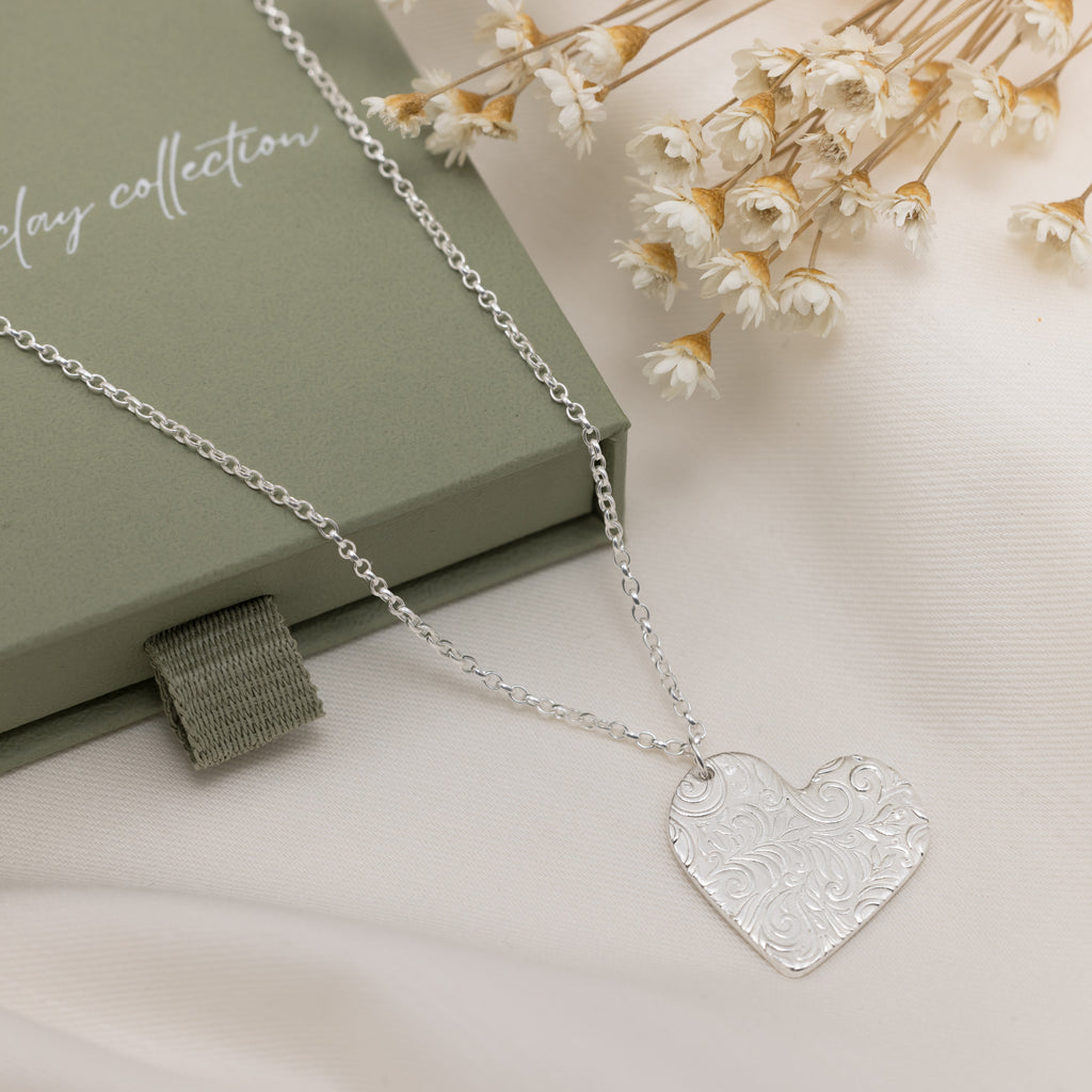 Pretty Loved Pendant